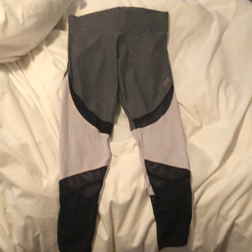 Pink Victoria secret ULTIMATE leggings
